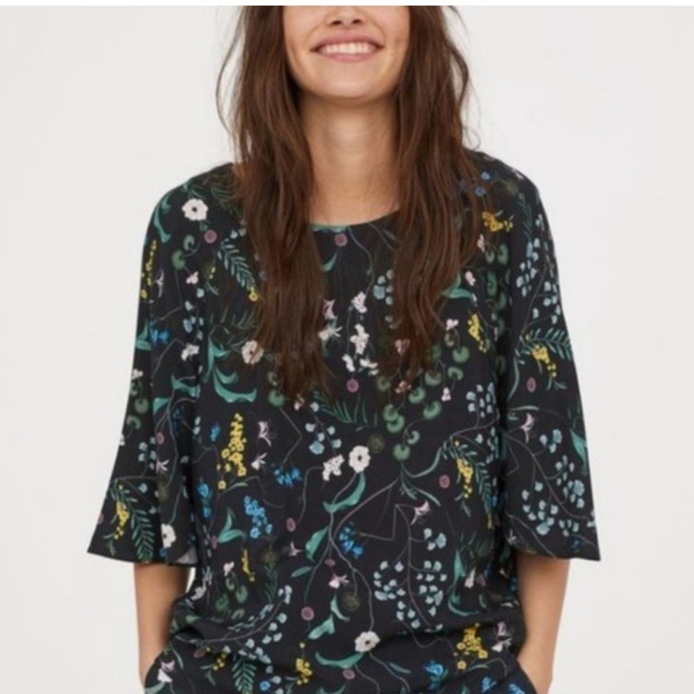 NWOT Anna Glover X H&M Floral Print Flutter Sleeve Top SZ 4 Green Blue